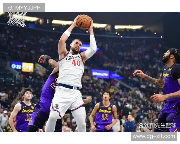 湖人对快船精彩直播视频全程回放与赛后分析尽在此处